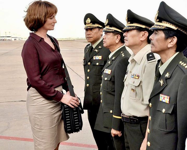 Die Diplomatin Volume 1